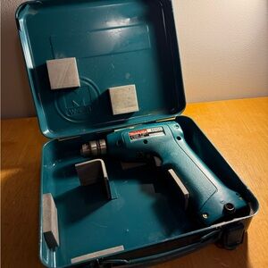 Makita Teal Cordless Drill